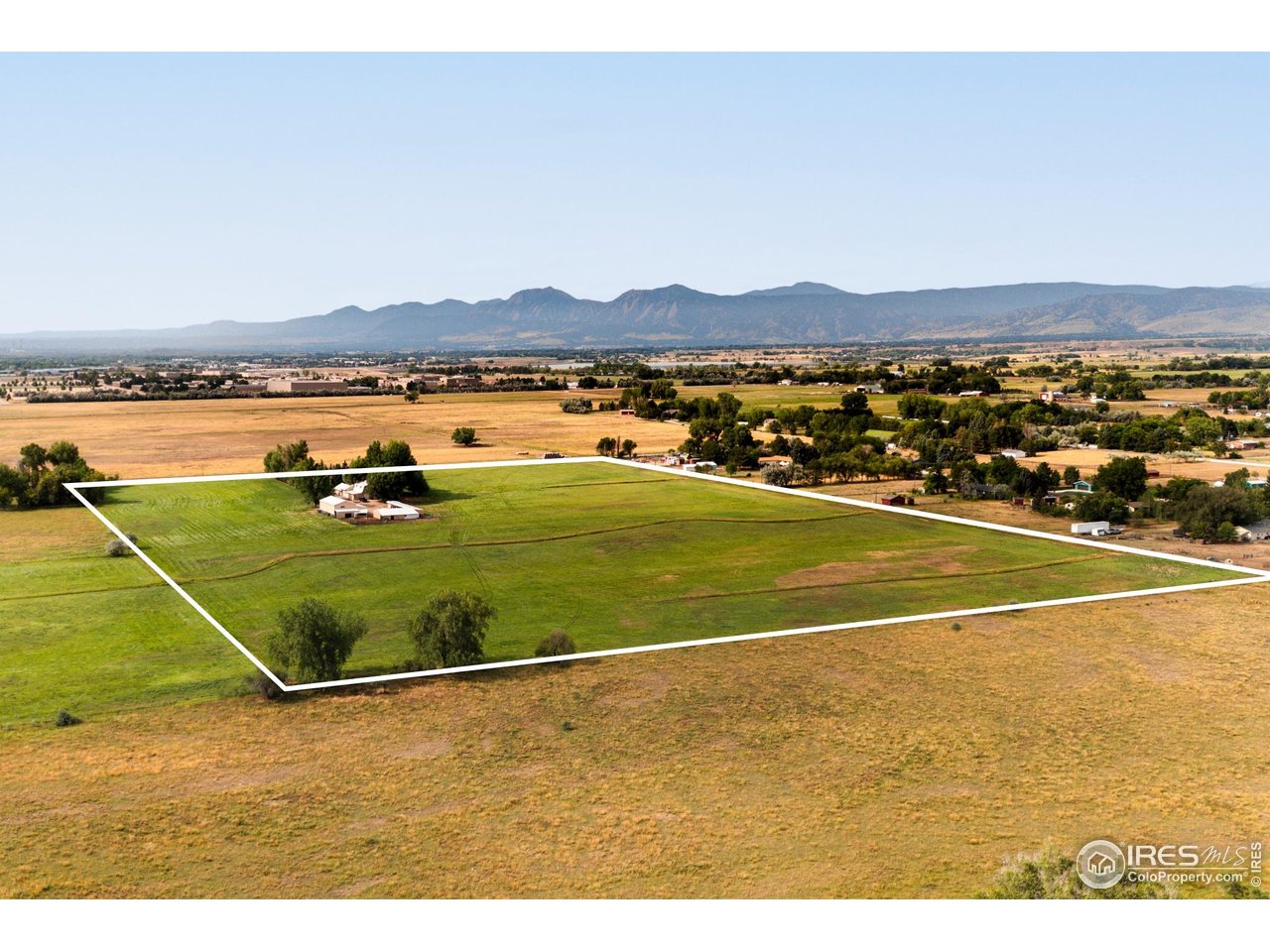 6789 Niwot Road Longmont, CO 80503 - Photo 25 of 28 a view of a tennis court