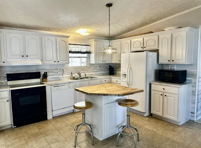 $195,000 | 1510 Southwest 35th Circle, Okeechobee, FL 34974