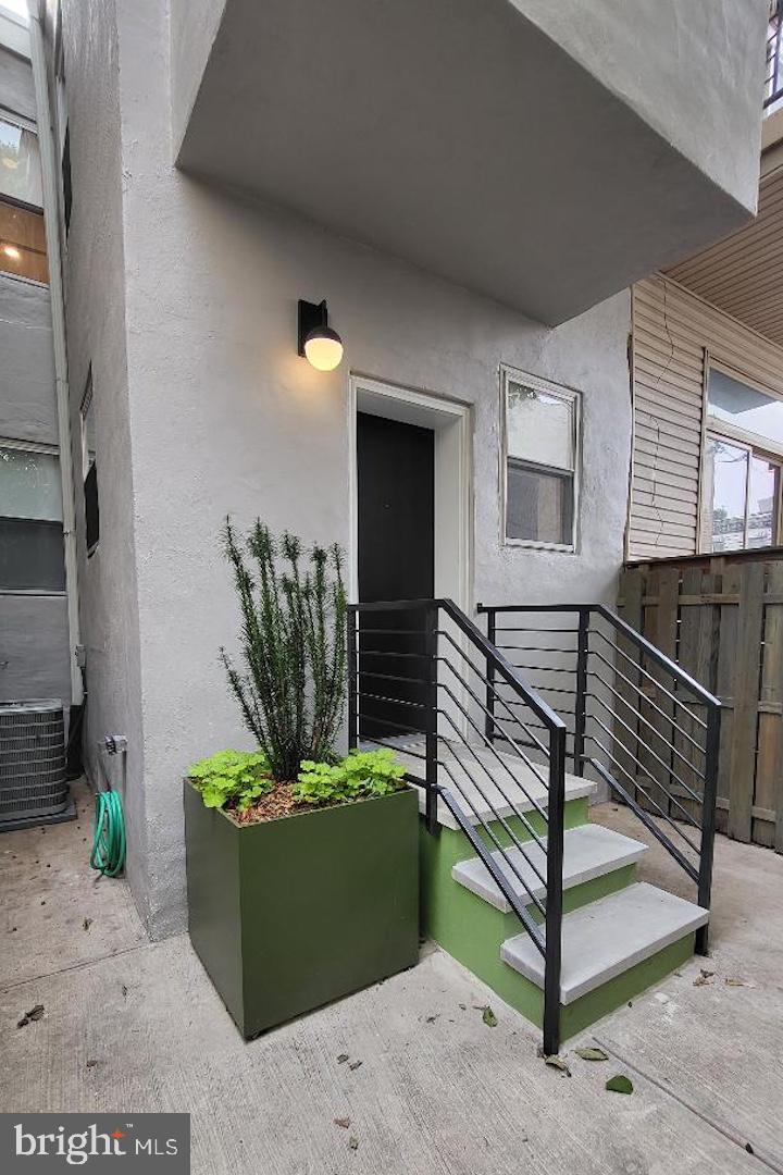 1237 South 27th Street Philadelphia, PA 19146 - Photo 31 of 33