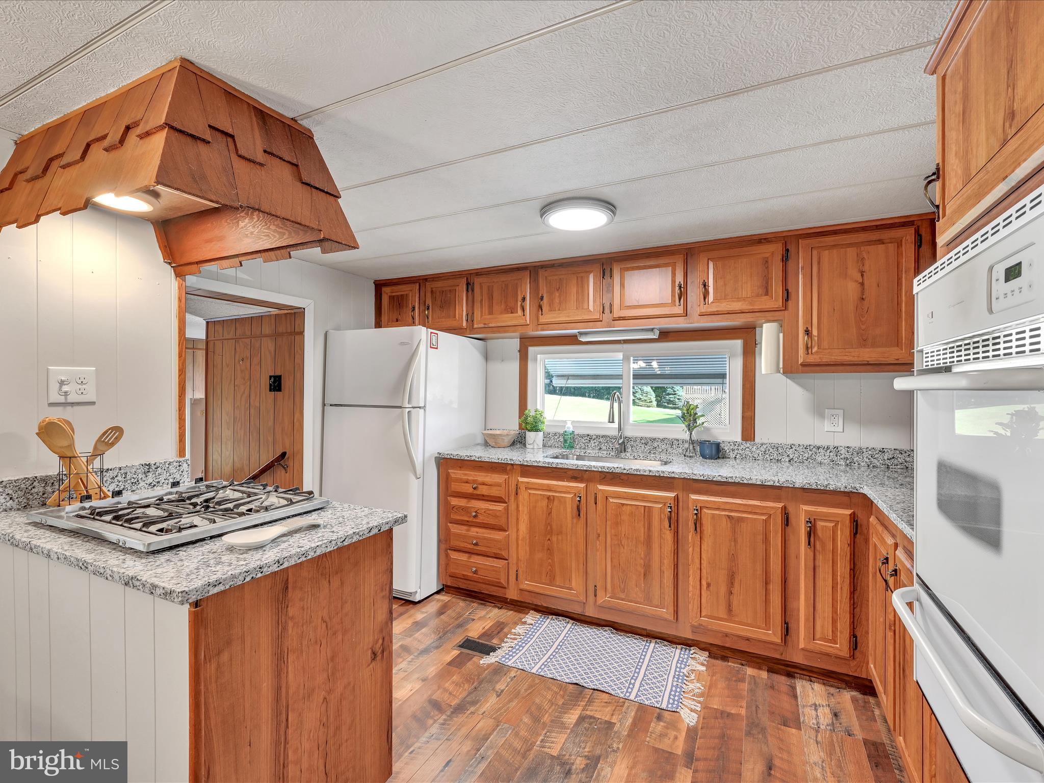 201 Buck Heights Road Quarryville, PA 17566 - Photo 8 of 26 Kitchen