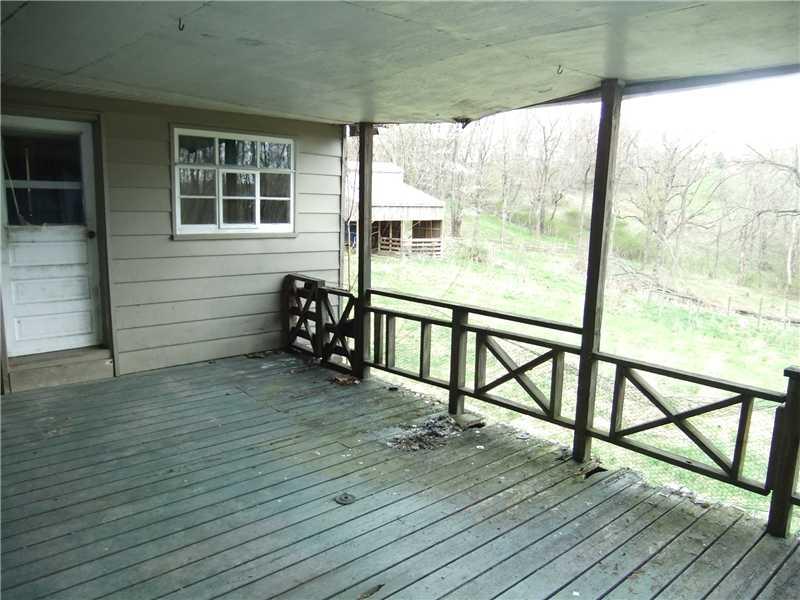 102 Beaufort Road New Florence, PA 15944 - Photo 15 of 17 Patio/Deck.