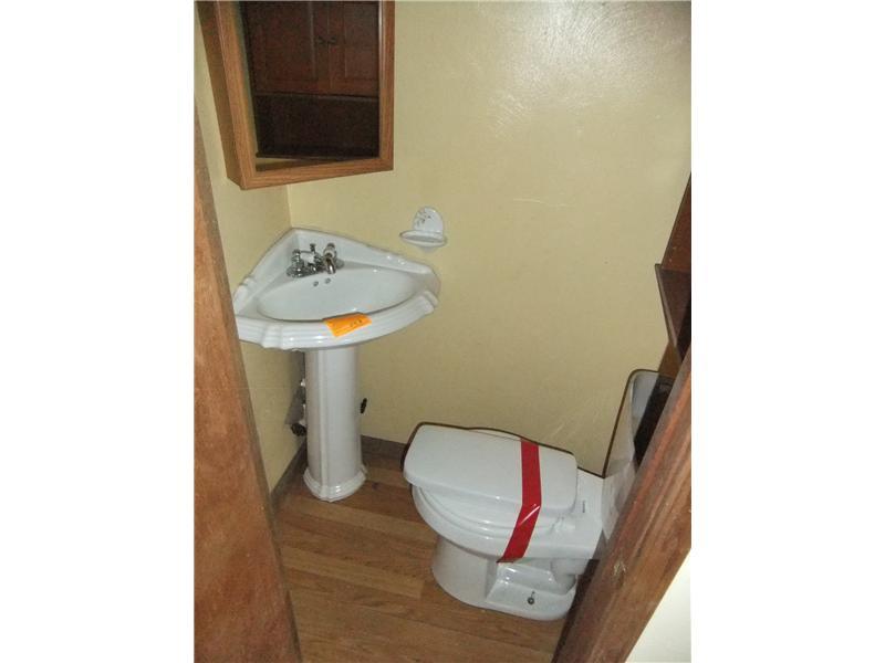 102 Beaufort Road New Florence, PA 15944 - Photo 8 of 17 Partial Bath.