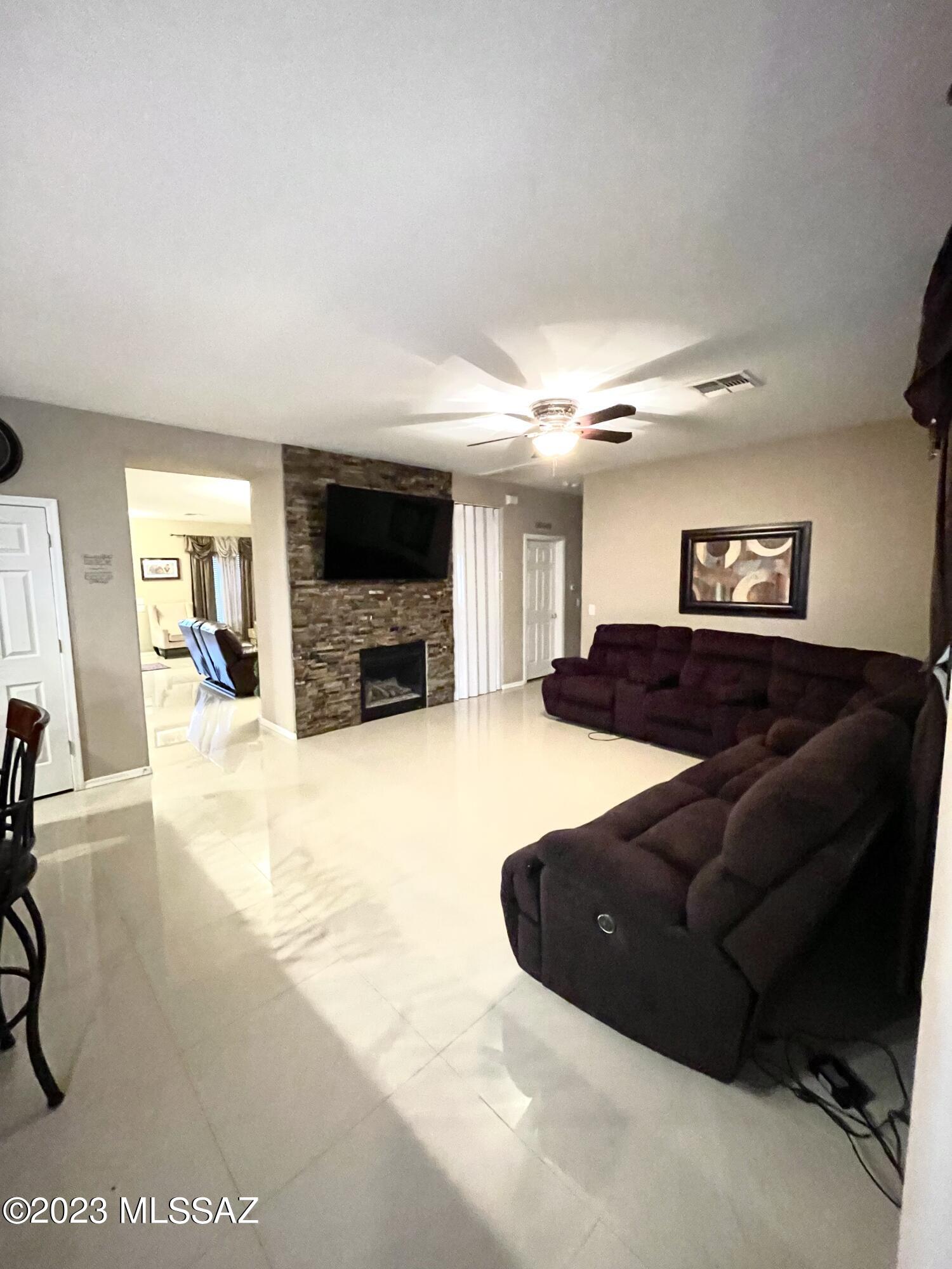 6842 South Salt Cedar Road Tucson, AZ 85756 - Photo 4 of 12 Gallery Image 4