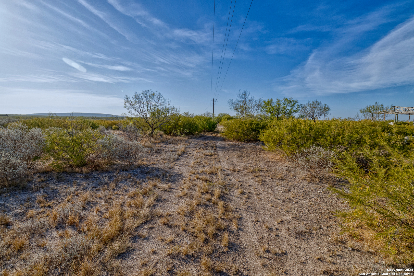 8686 Highway 90 Uvalde, TX 78801 - Photo 8 of 30