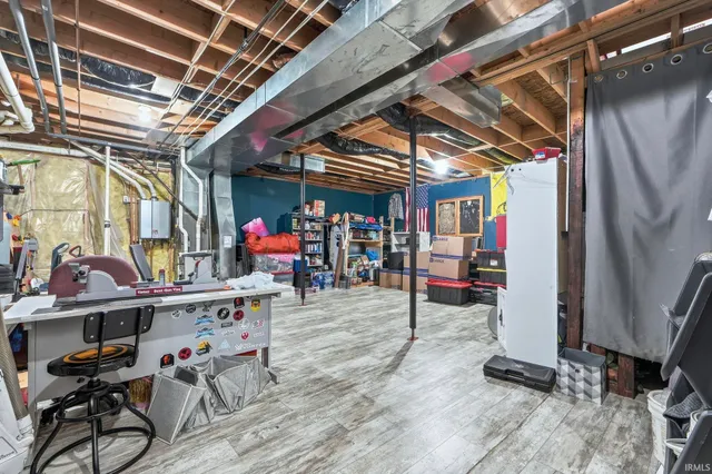 $390,000 | 3826 County Road 45, Auburn, IN 46706