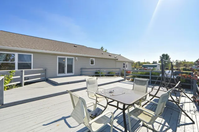 $390,000 | 3826 County Road 45, Auburn, IN 46706