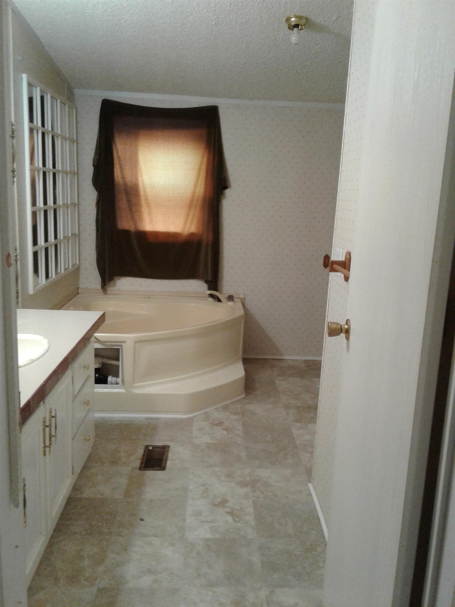 2035 Hugh Hunter Road Oak Grove, KY 42262 - Photo 8 of 8 Gallery Image 8