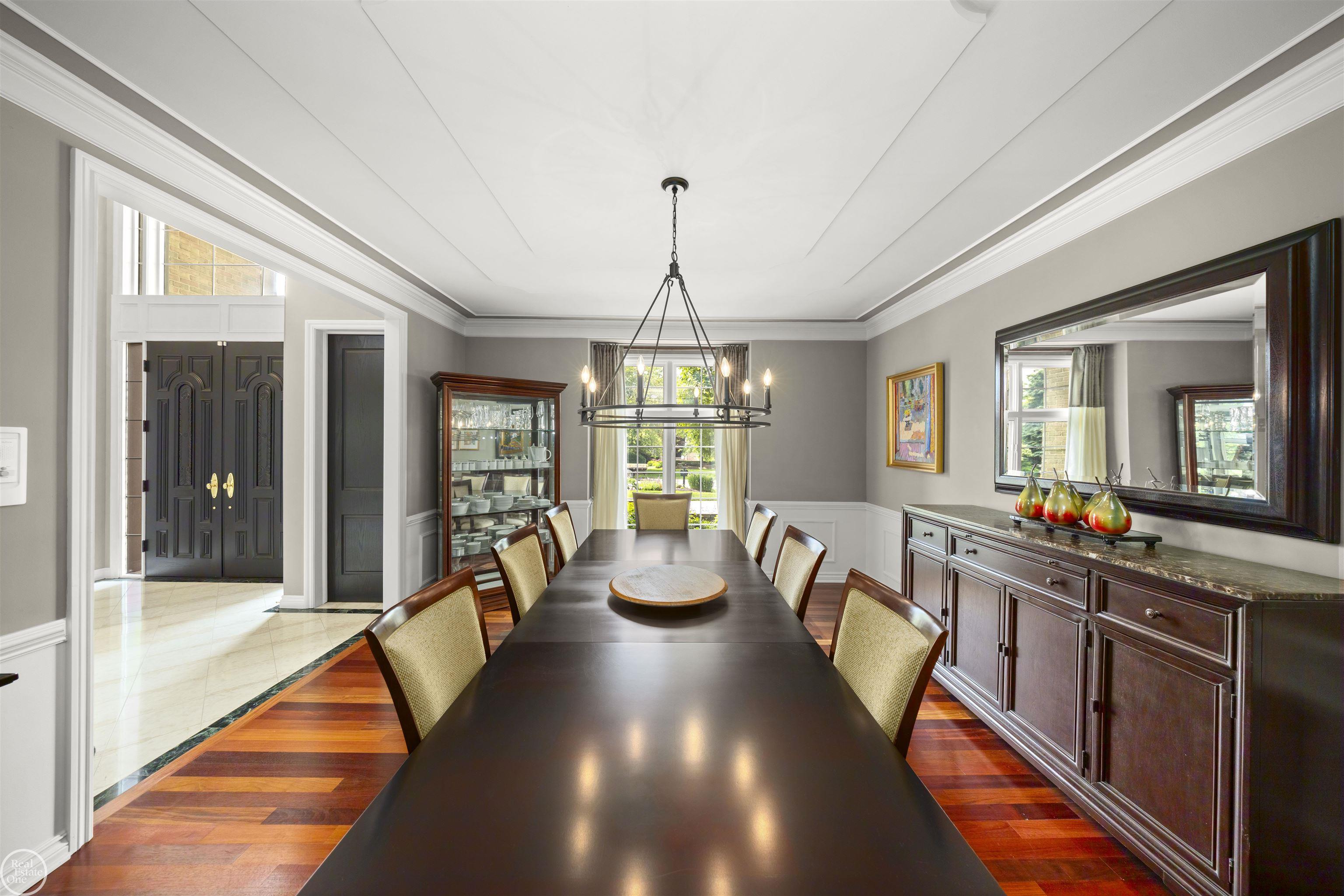 5566 Murfield Drive Rochester, MI 48306 - Photo 20 of 78 Dining Room