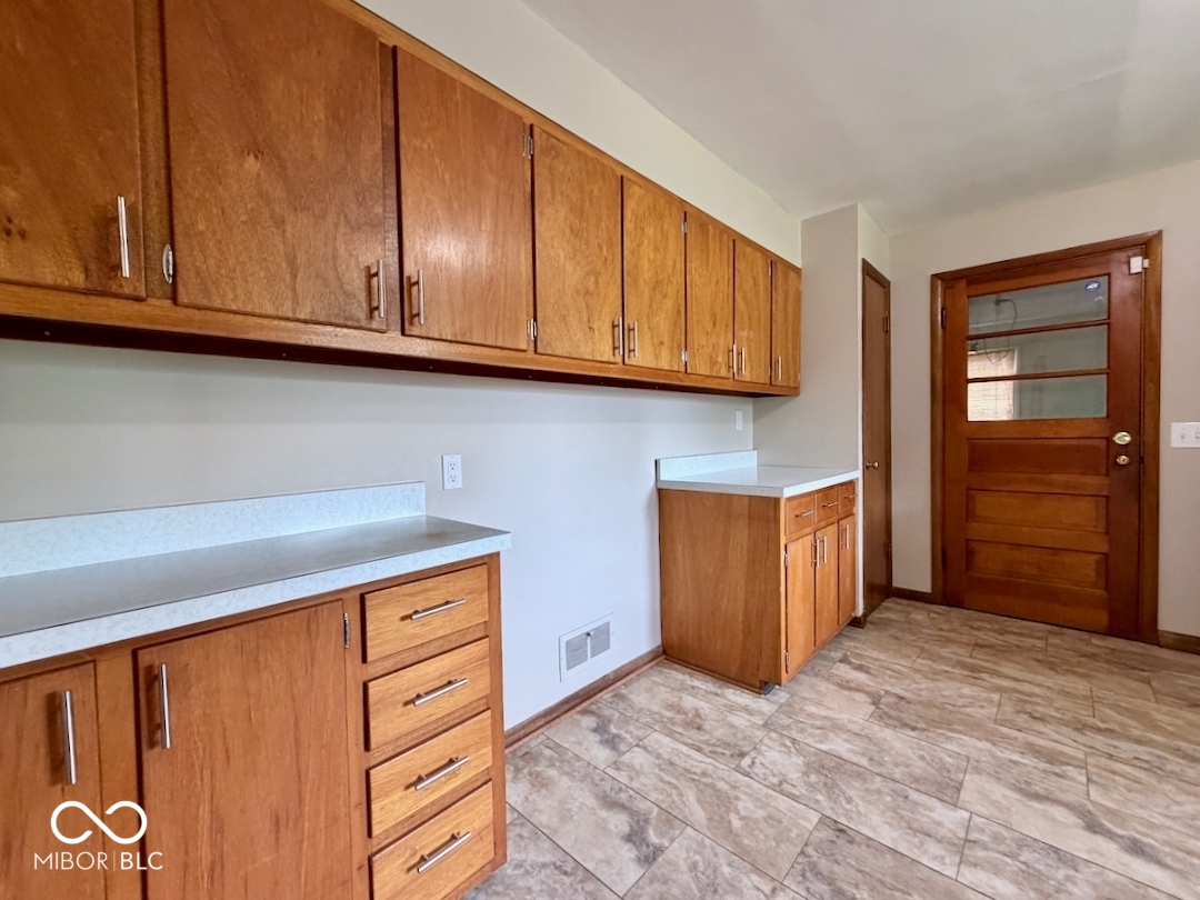 312 South Carr Road Plainfield, IN 46168 - Photo 30 of 45