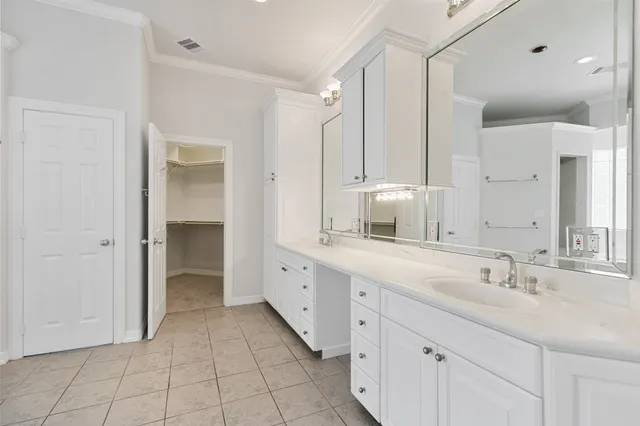 $800,000 | 10914 Olde Mint House Lane, Tomball, TX 77375