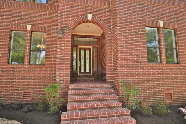 $800,000 | 10914 Olde Mint House Lane, Tomball, TX 77375