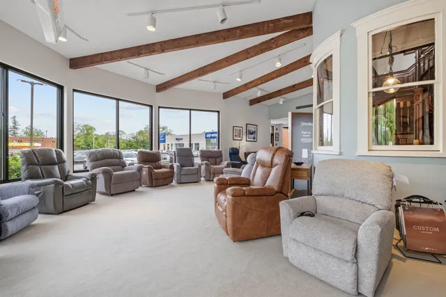 $749,000 | 460 Union Avenue, Laconia, NH 03246