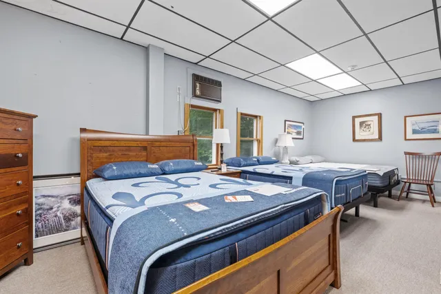 $749,000 | 460 Union Avenue, Laconia, NH 03246