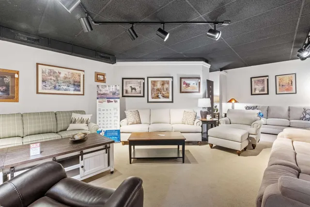 $749,000 | 460 Union Avenue, Laconia, NH 03246