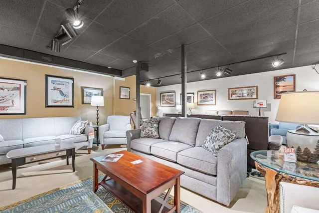 $749,000 | 460 Union Avenue, Laconia, NH 03246