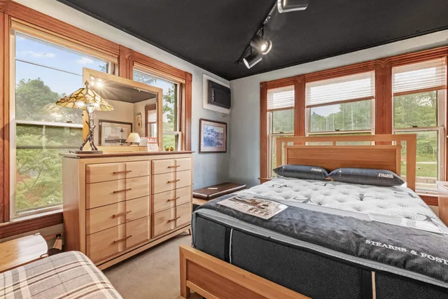 $749,000 | 460 Union Avenue, Laconia, NH 03246