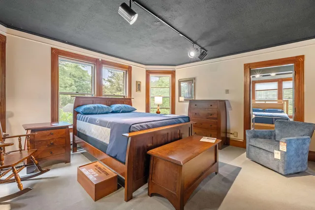 $749,000 | 460 Union Avenue, Laconia, NH 03246