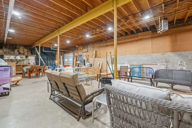 $749,000 | 460 Union Avenue, Laconia, NH 03246