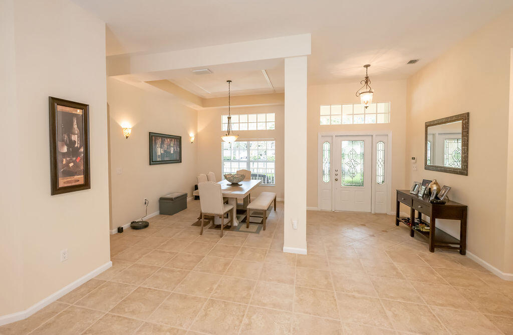 2680 Southwest Windship Way Stuart, FL 34997 - Photo 17 of 53 L1920748