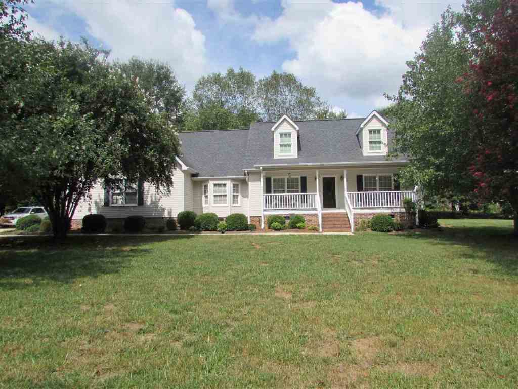 202 Beagle Run Easley, SC 29642 - Photo 1 of 31 Gallery Image 1