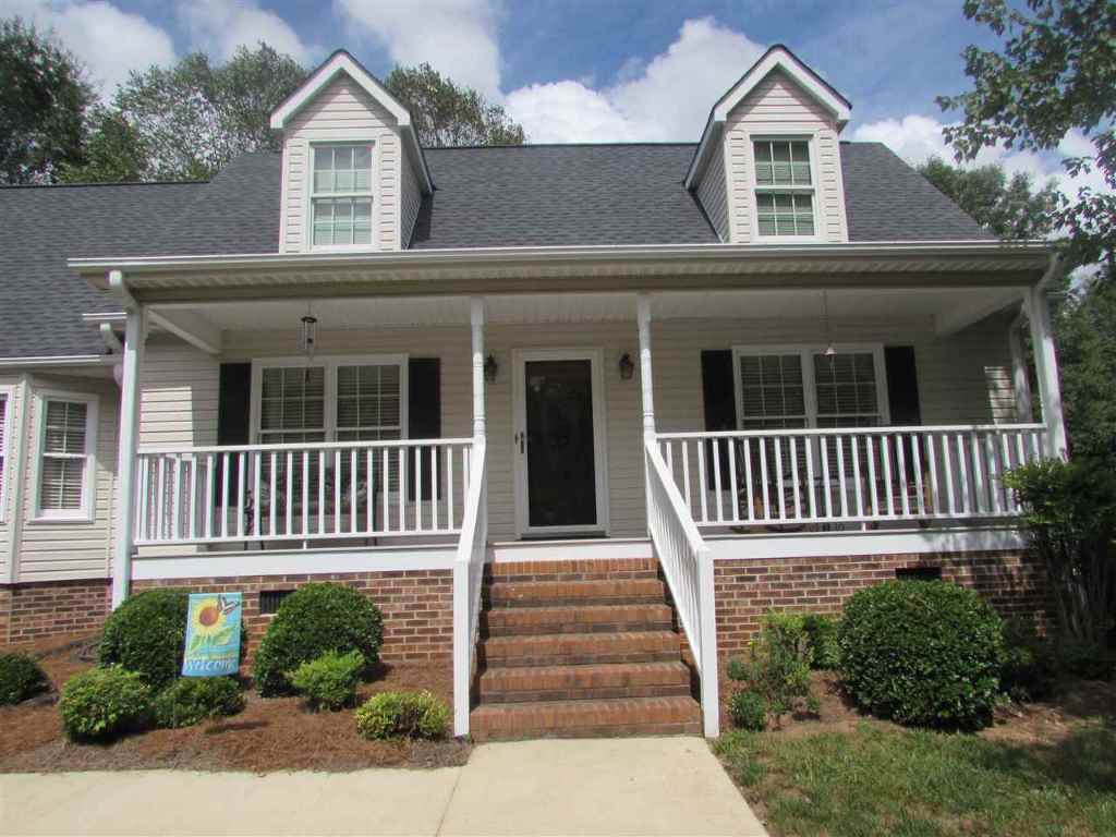 202 Beagle Run Easley, SC 29642 - Photo 2 of 31 Gallery Image 2