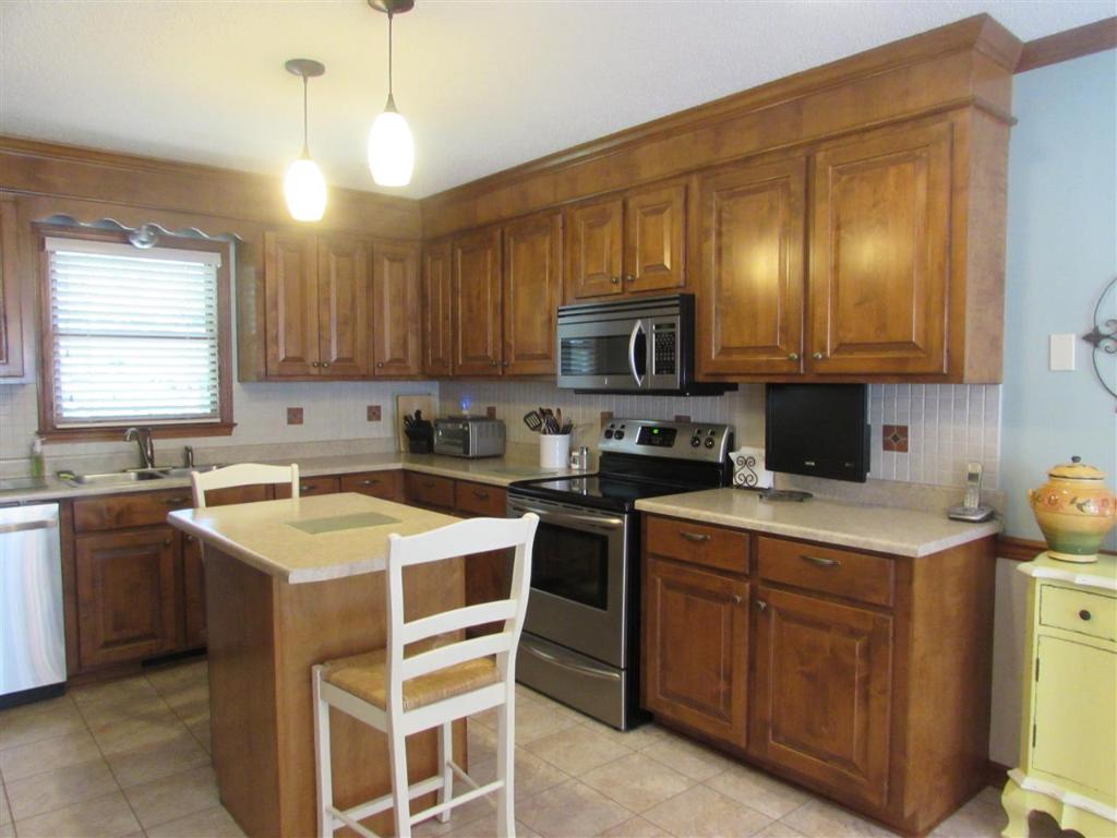 202 Beagle Run Easley, SC 29642 - Photo 5 of 31 Gallery Image 5