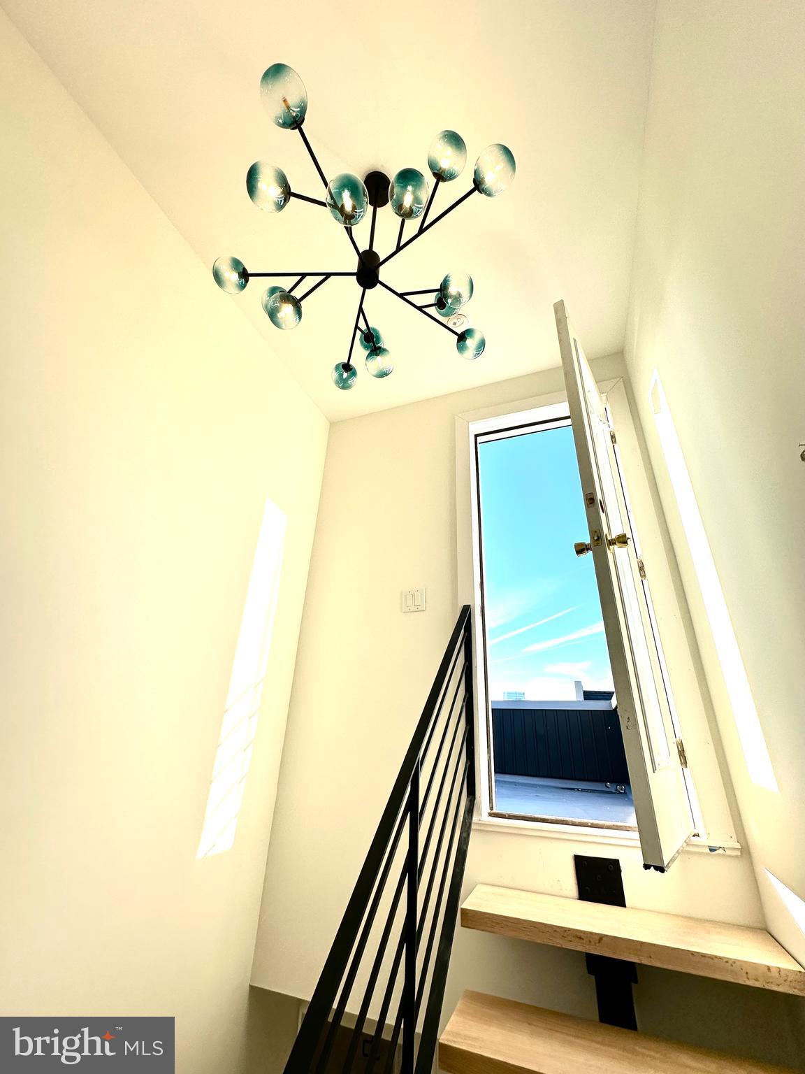 514 South 20th Street, Unit B Philadelphia, PA 19146 - Photo 37 of 52 a view of an entryway