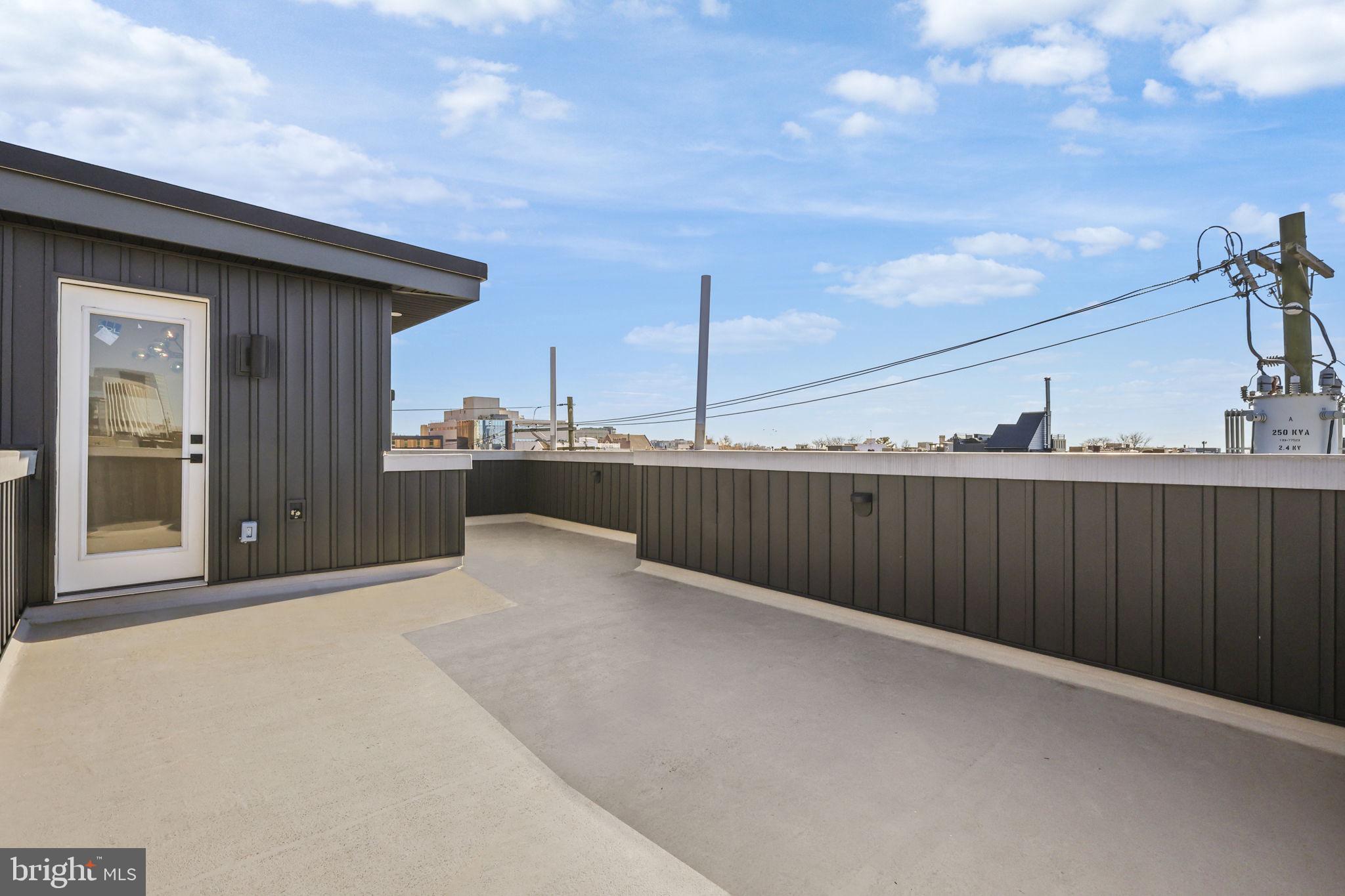 514 South 20th Street, Unit B Philadelphia, PA 19146 - Photo 40 of 52 a view of a terrace