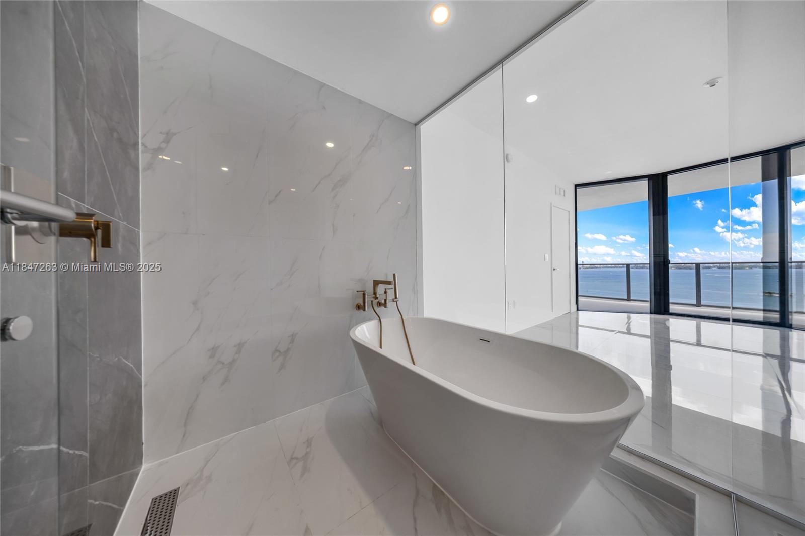 700 Northeast 24th Street, Unit 2101 Miami, FL 33137 - Photo 43 of 100