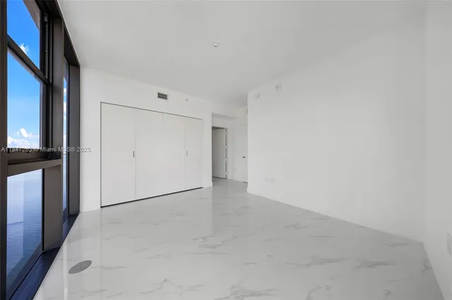 $2,590,000 | 700 Northeast 24th Street, Unit 2101, Miami, FL 33137