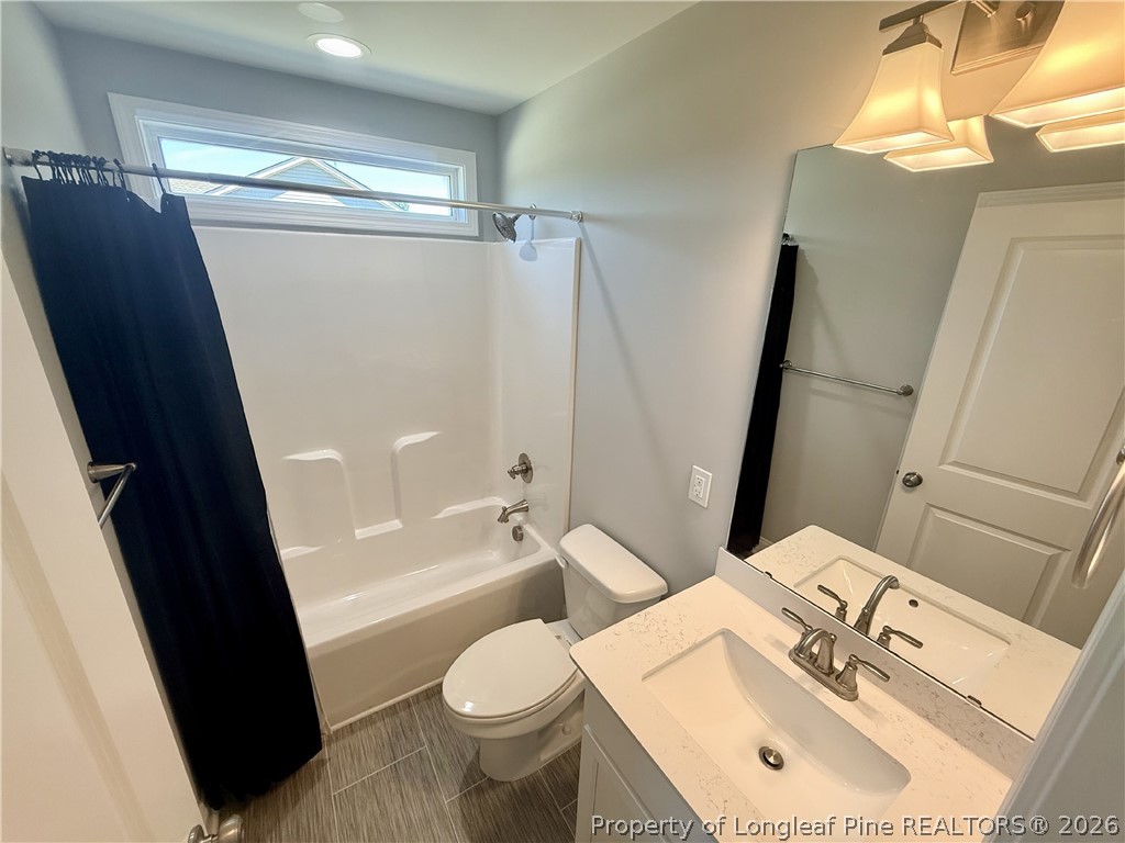 580 Hayes Road Spring Lake, NC 28390 - Photo 13 of 21 hall bath