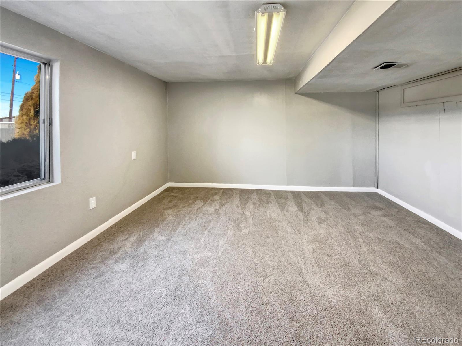 7643 Webster Way Arvada, CO 80003 - Photo 11 of 26