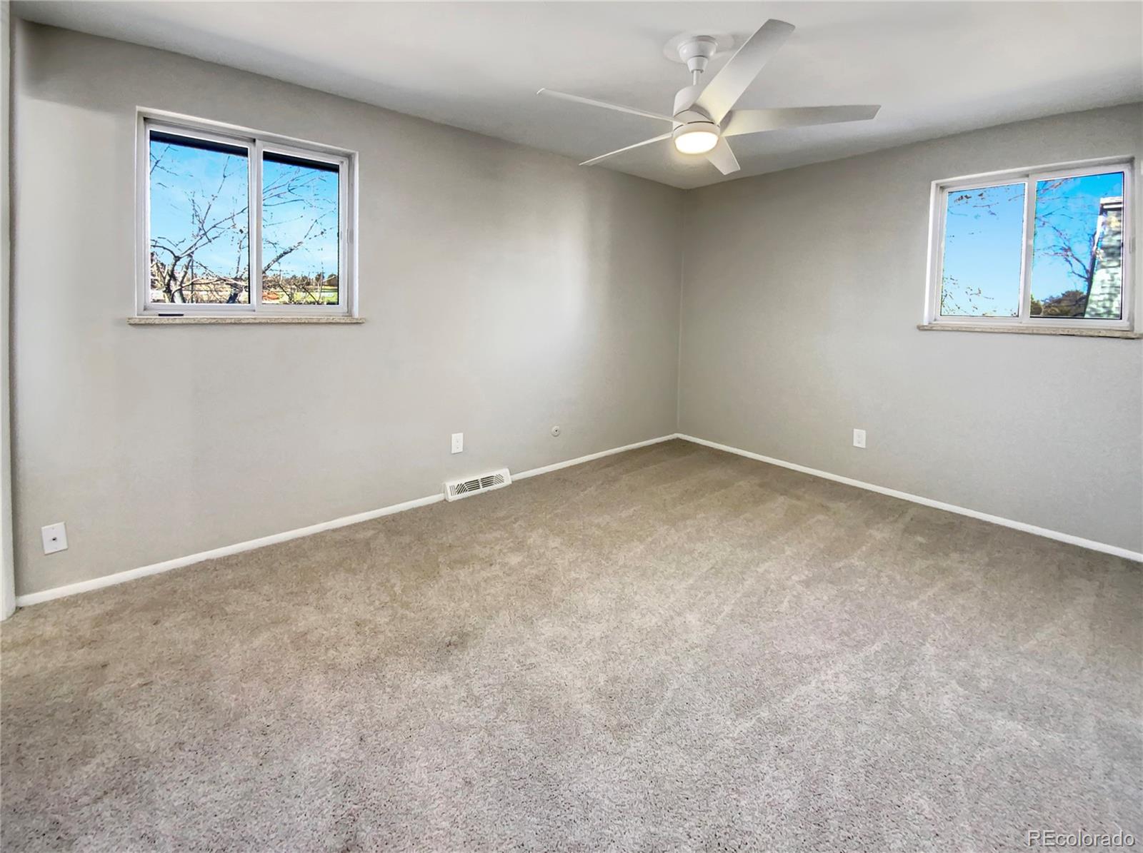 7643 Webster Way Arvada, CO 80003 - Photo 3 of 26