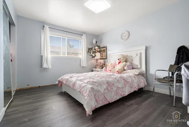 $229,999 | 11 B Kingery Quarter, Unit 107, Willowbrook, IL 60527