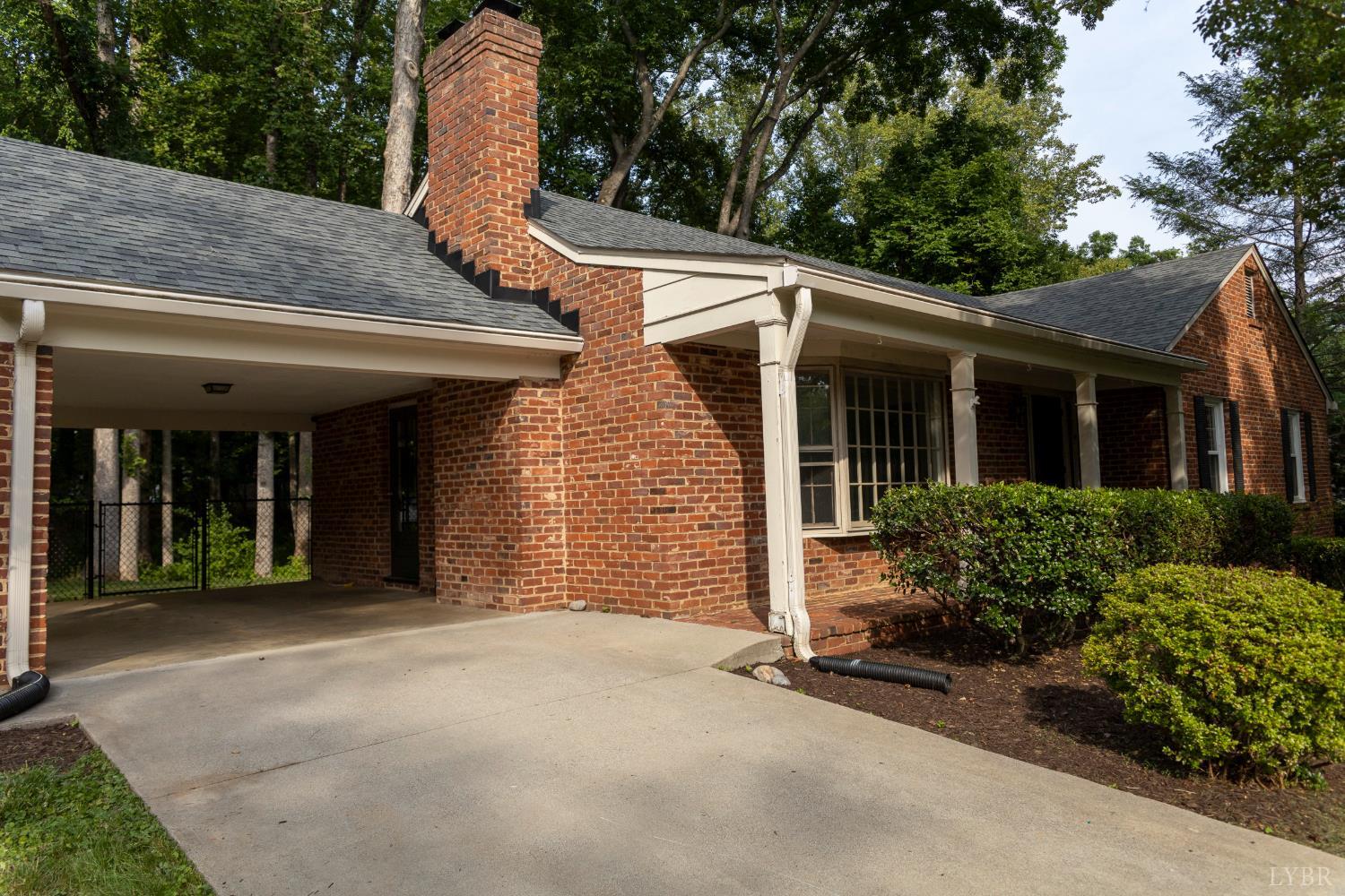 2024 Burnt Bridge Road Lynchburg, VA 24503 - Photo 4 of 26