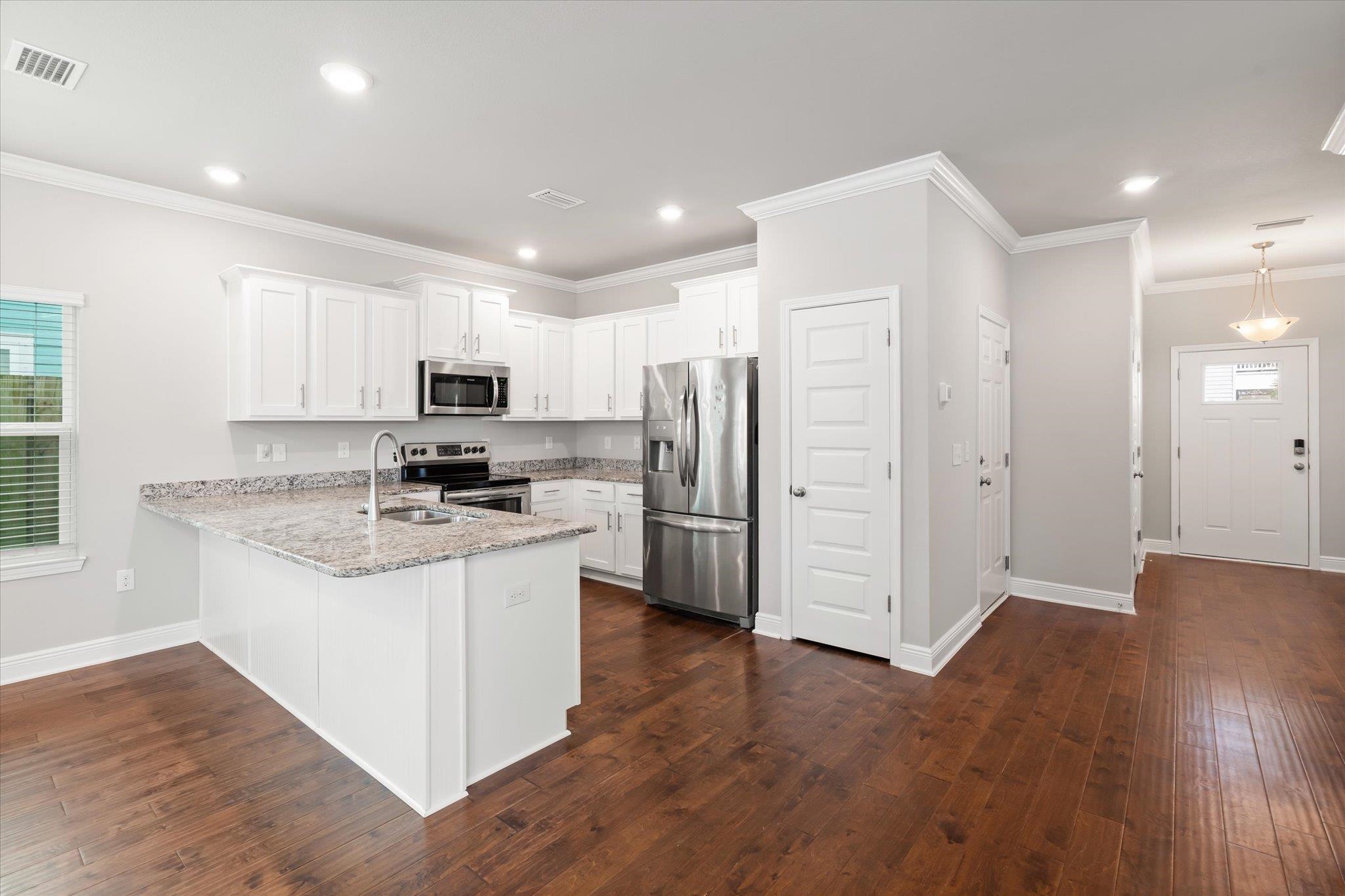 23928 Cottage Loop Orange Beach, AL 36561 - Photo 6 of 24 Kitchen