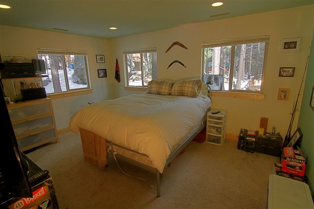 13504 Moraine Road Truckee, CA 96161 - Photo 7 of 9