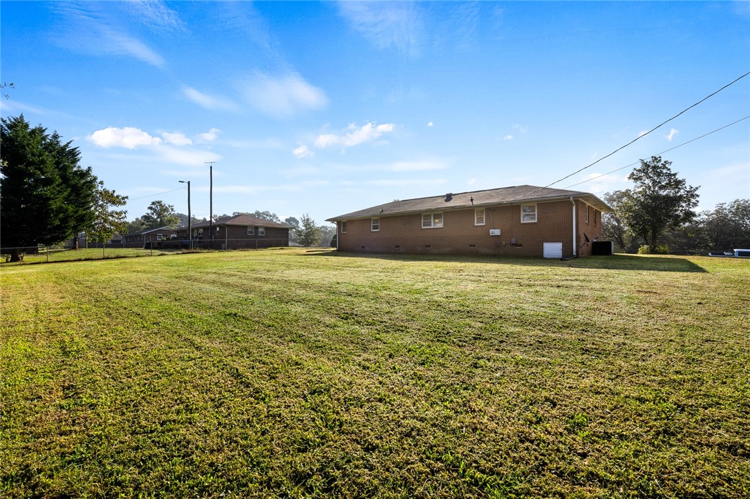 122 Terrace Lane Anderson, SC 29621 - Photo 26 of 27 Gallery Image 26