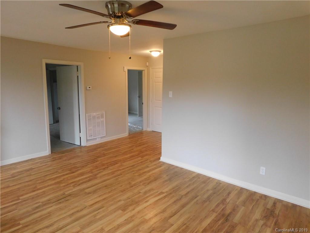 1566 Cedar Pine Lake Road Lancaster, SC 29720 - Photo 11 of 25 Gallery Image 11