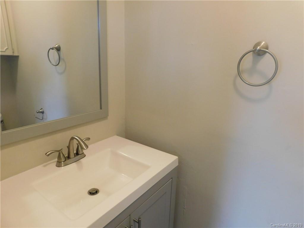 1566 Cedar Pine Lake Road Lancaster, SC 29720 - Photo 14 of 25 Gallery Image 14