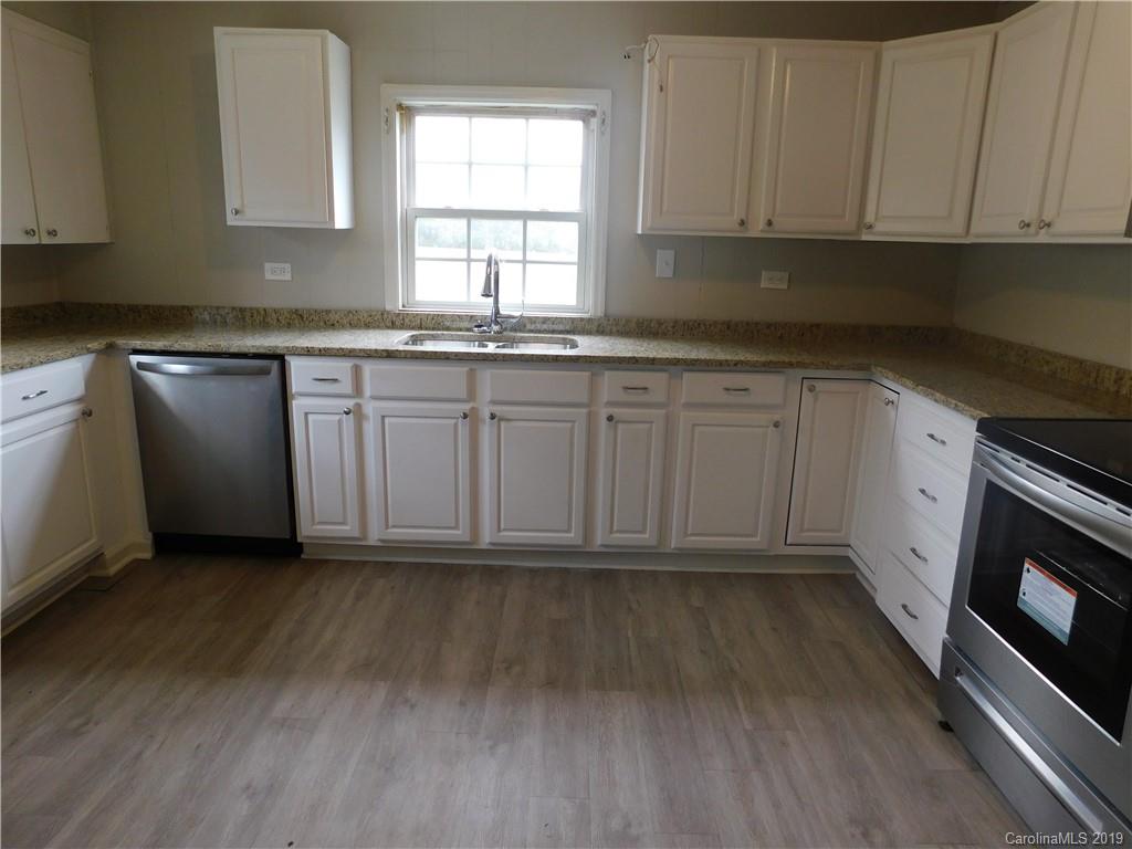 1566 Cedar Pine Lake Road Lancaster, SC 29720 - Photo 5 of 25 Gallery Image 5
