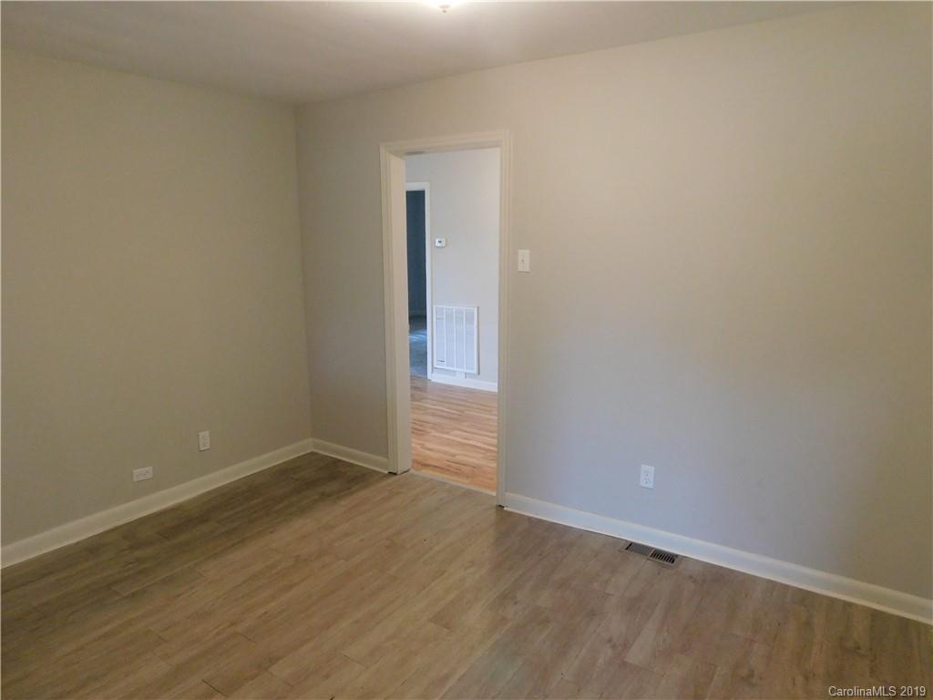 1566 Cedar Pine Lake Road Lancaster, SC 29720 - Photo 8 of 25 Gallery Image 8