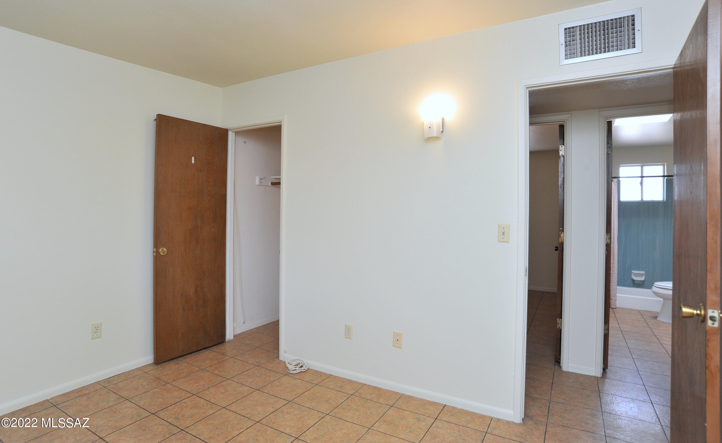 1620 West Delaware Street Tucson, AZ 85745 - Photo 8 of 46