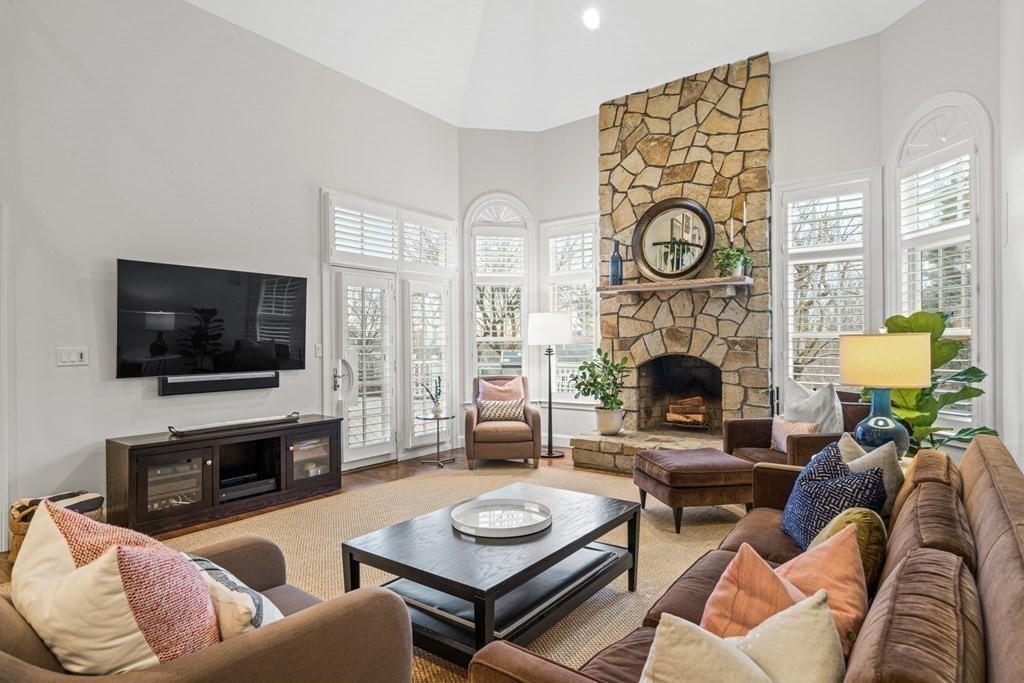 7 Ledgewood Road Winchester, MA 01890 - Photo 15 of 42