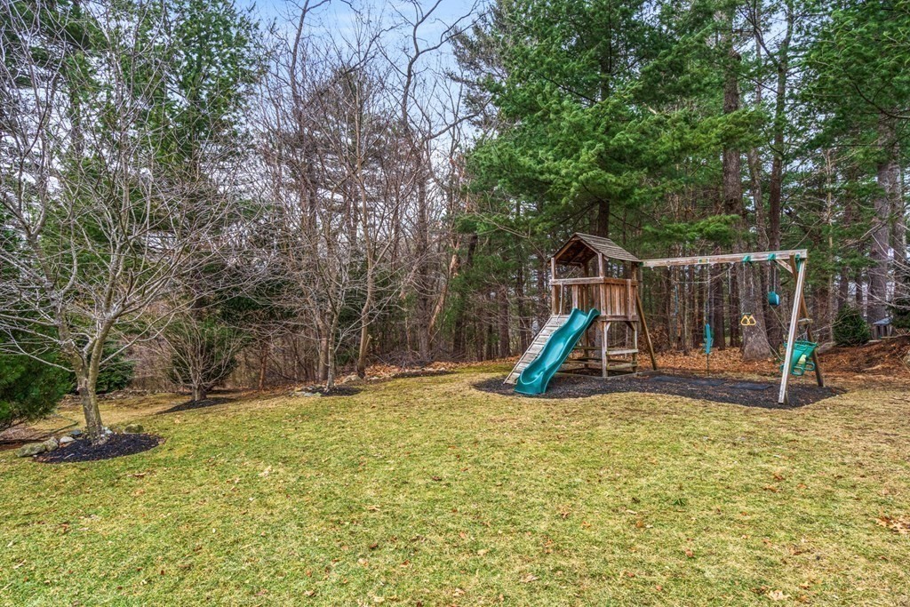 7 Ledgewood Road Winchester, MA 01890 - Photo 40 of 42
