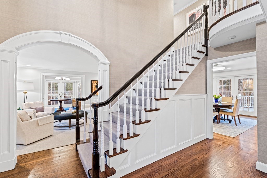 7 Ledgewood Road Winchester, MA 01890 - Photo 6 of 42