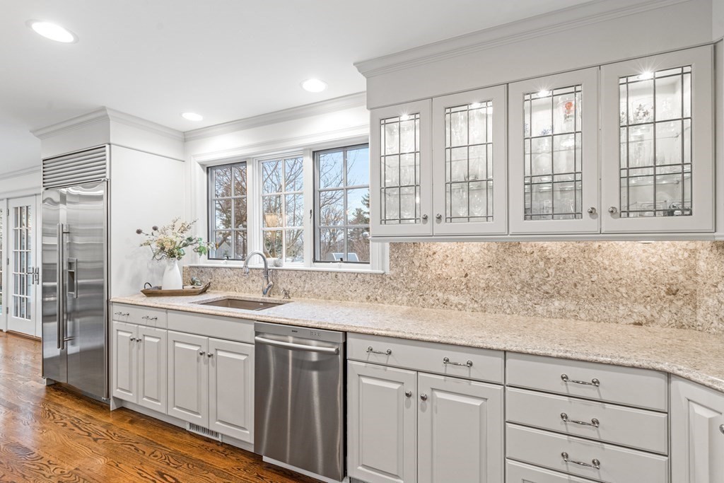 7 Ledgewood Road Winchester, MA 01890 - Photo 10 of 42