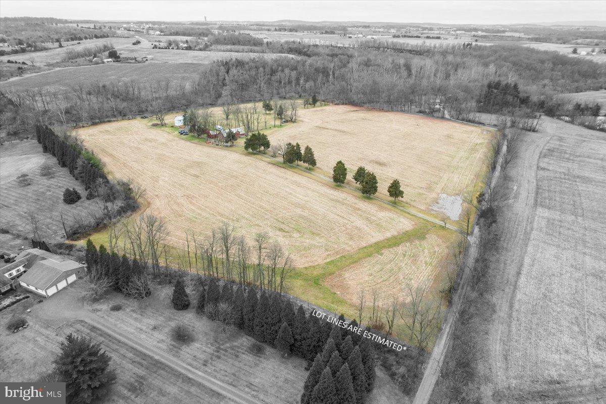 4353 Nusbaum Road Taneytown, MD 21787 - Photo 2 of 60 Colored area shows estimated property lines