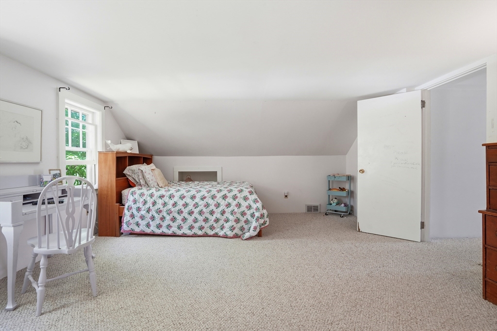 32 Wadsworth Road Duxbury, MA 02332 - Photo 26 of 38