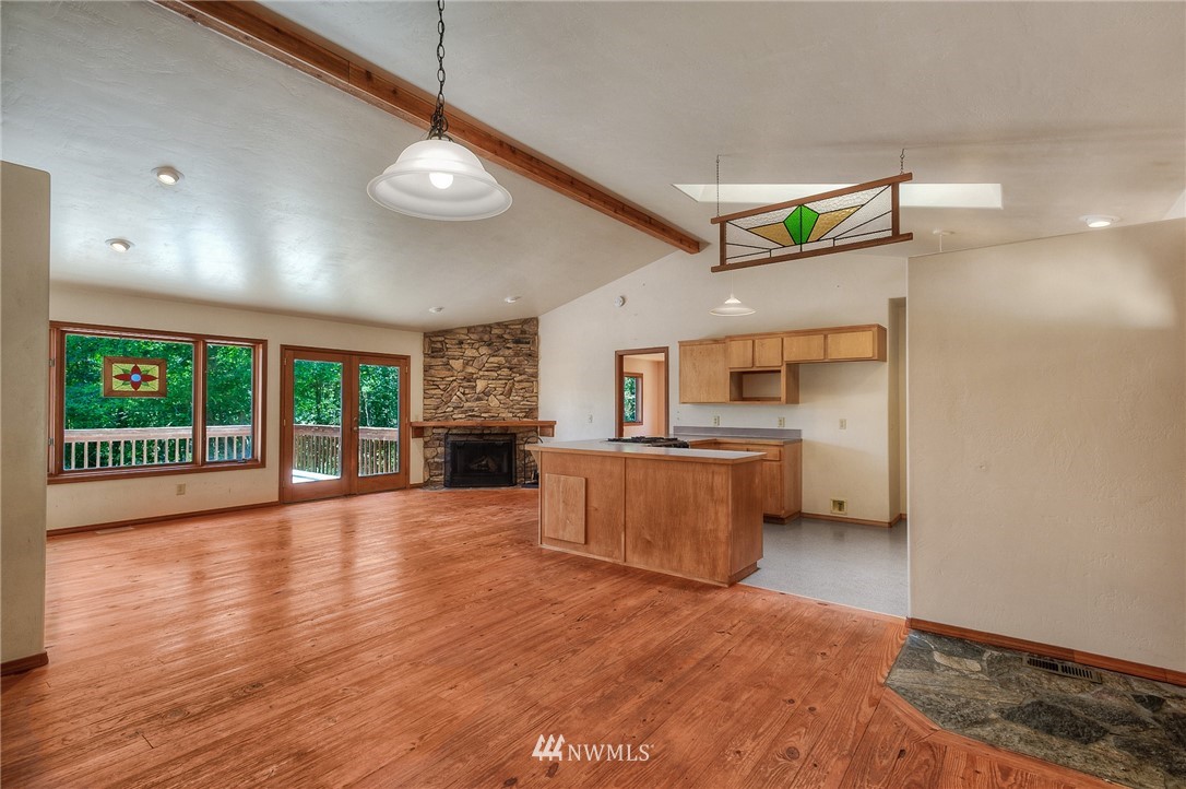 380 Coddington Road Coupeville, WA 98239 - Photo 4 of 25